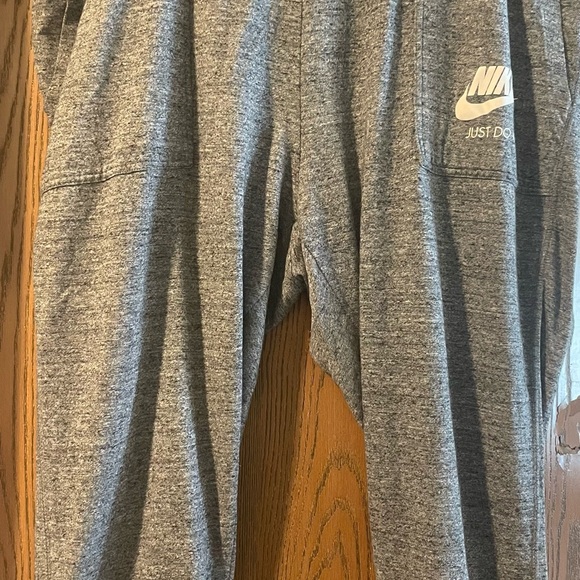 Nike Gray Joggers with Relaxed Fit - Picture 1 of 5